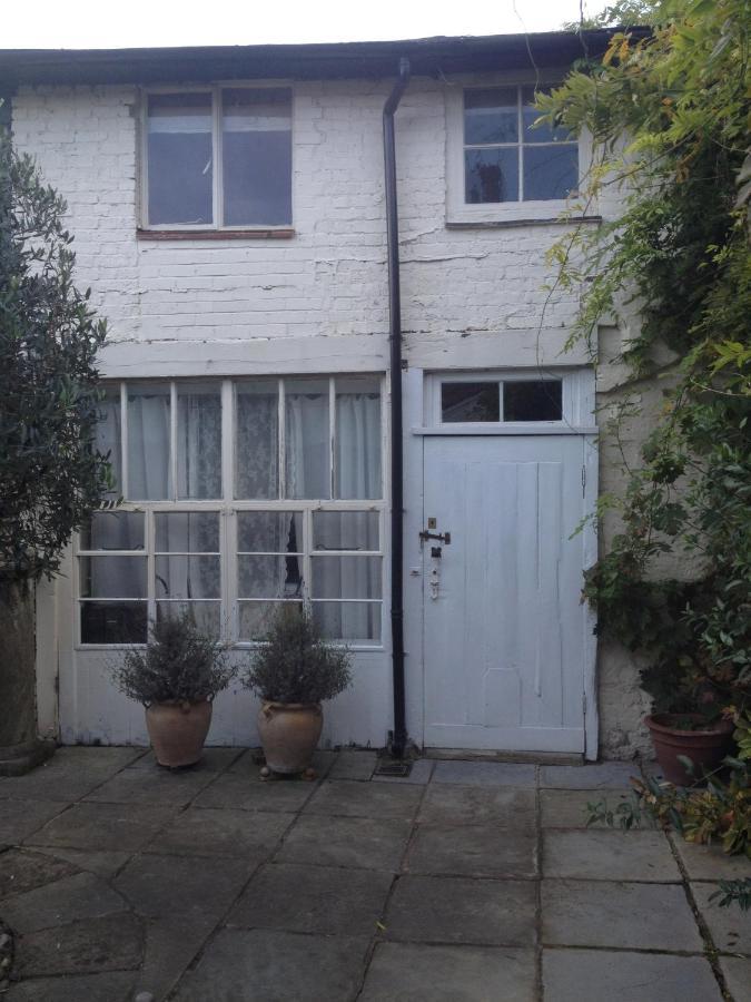 Ferienwohnung The Clockhouse Old Windsor Exterior foto