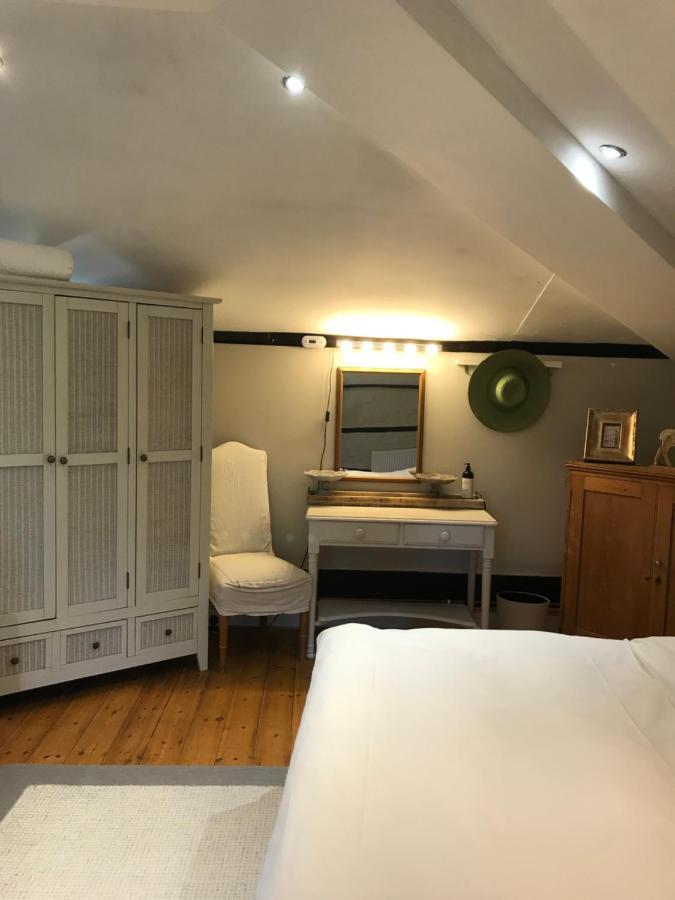 Ferienwohnung The Clockhouse Old Windsor Exterior foto